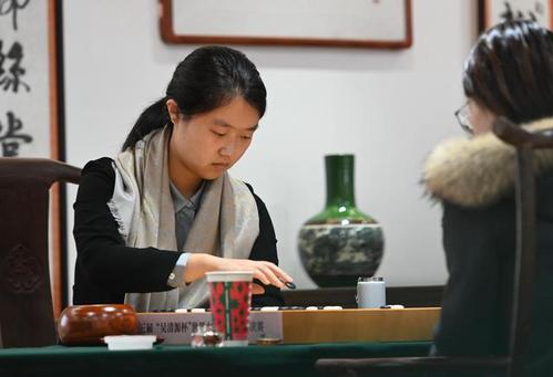 女子围棋对决赛：专业解析与建议
