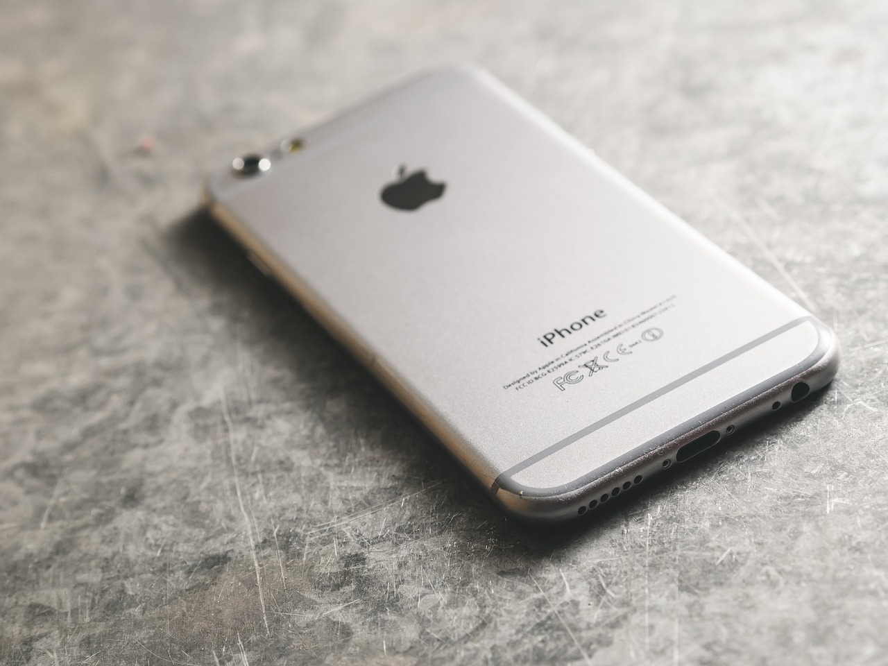 iPhone 7降价背后，从巅峰到谷底，一部手机的市场传奇